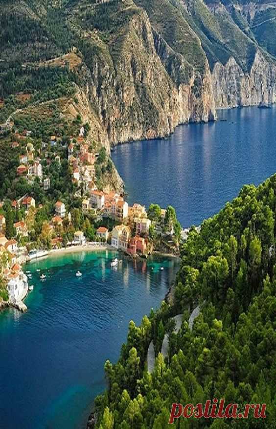 Destinations Planet: Assos, Kefalonia Island, Greece.  |  Pinterest • Всемирный каталог идей