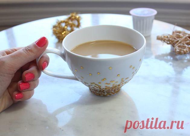 Как декорировать чашку золотыми конфетти: мастер-класс для родителей с детьми