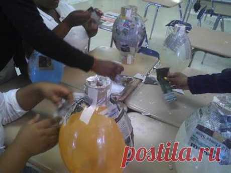 Mrs. Johnson Caucci's Freshman Art Students: Beginning Paper Mache Greek Vases