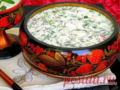 5 ВКУСНЕЙШИХ РЕЦЕПТОВ ОКРОШКИ! СОХРАНИ СЕБЕ. РЕЦЕПТ № 1 (Окрошка на простокваше) Понадобится: на литр домашней простокваши - 3 яйца, 3 огурца, по 1 - 2 пучка укропа, петрушки, кинзы, зеленого лука, 1 долька чеснока, соль, перец. Приготовление: огурец и яйца мелко порезать, зелень мелко порубить, все ингредиенты добавить в простоквашу. Посолить, поперчить, для остроты добавить мелко-мелко порубленный чеснок. РЕЦЕПТ № 2 (Окрошка овощная) Понадобится: на полтора литра домашне...