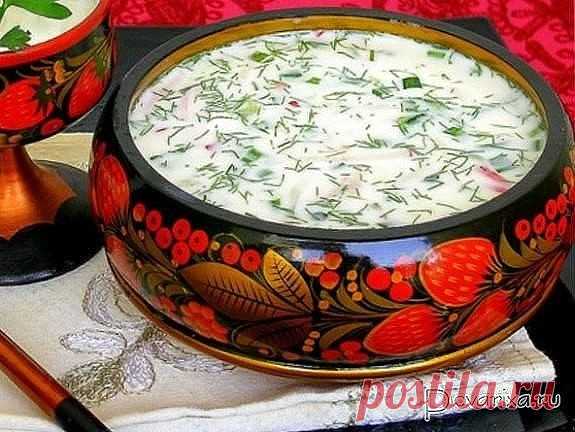 5 ВКУСНЕЙШИХ РЕЦЕПТОВ ОКРОШКИ! СОХРАНИ СЕБЕ. РЕЦЕПТ № 1 (Окрошка на простокваше) Понадобится: на литр домашней простокваши - 3 яйца, 3 огурца, по 1 - 2 пучка укропа, петрушки, кинзы, зеленого лука, 1 долька чеснока, соль, перец. Приготовление: огурец и яйца мелко порезать, зелень мелко порубить, все ингредиенты добавить в простоквашу. Посолить, поперчить, для остроты добавить мелко-мелко порубленный чеснок. РЕЦЕПТ № 2 (Окрошка овощная) Понадобится: на полтора литра домашне...
