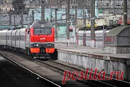 Более 35 поездов задержали из-за падения дрона в Ростовской области