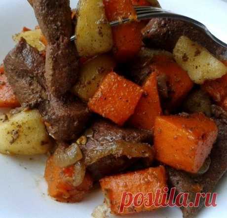Печень с осенней тыквой и яблоками.