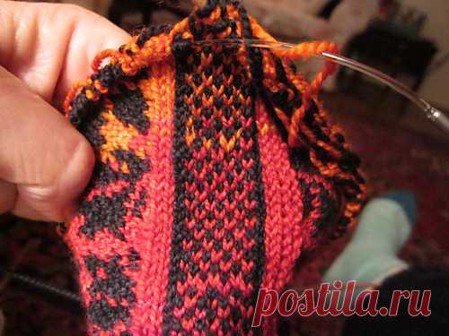 Ravelry: Project Gallery for Thistle pattern by Pinneguri