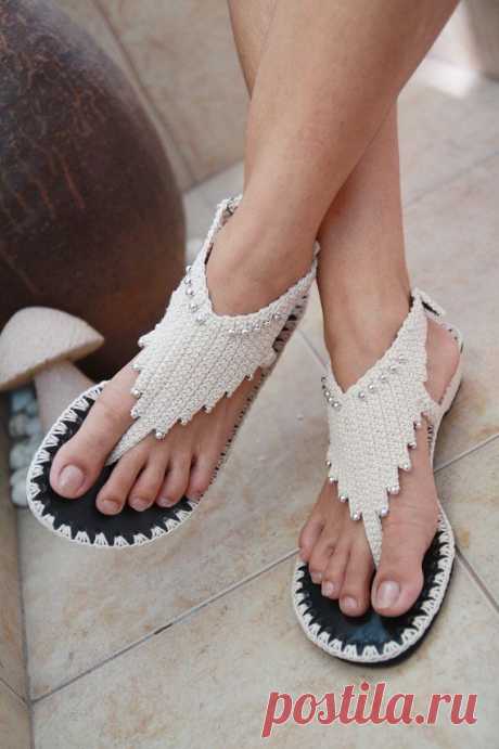 https://www.etsy.com/listing/75049584/unique-crochet-handmade-fresh-and-comfy?ref=sr_gallery_8&amp;ga_search_submit=&amp;ga_search_query=handmade+sandals&amp;ga_view_type=gallery&amp;ga_ship_to=US&amp;ga_page=9&amp;ga_search_type=handmade&amp;ga_facet=handmade