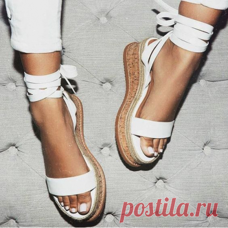Very Cute Fall Shoes. These Shoes Will Look Good With Any Outfit.