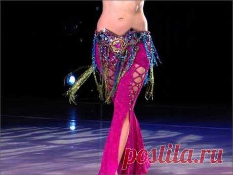 Belly Dance How to: Vertical Hips Figure 8 Move - Belly Dancing - with Neon