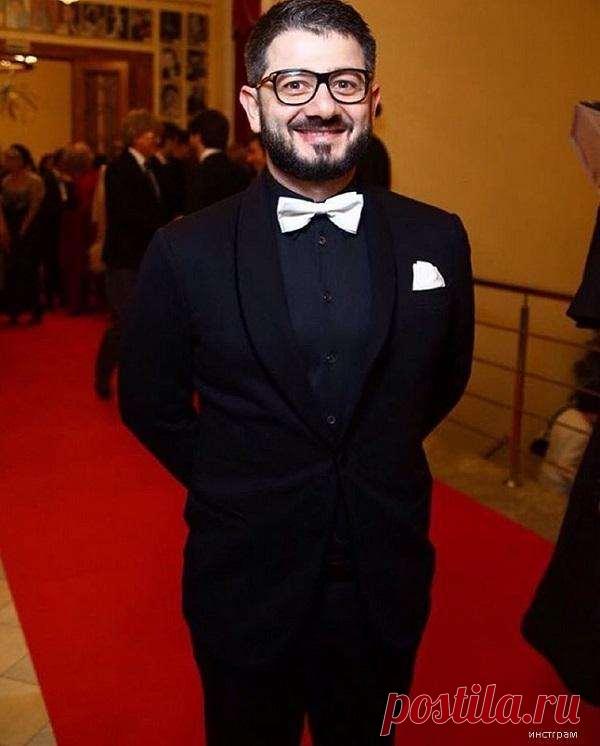 Михаил Галустян рассказал, как смог сделать головокружительную карьеру | Краше Всех