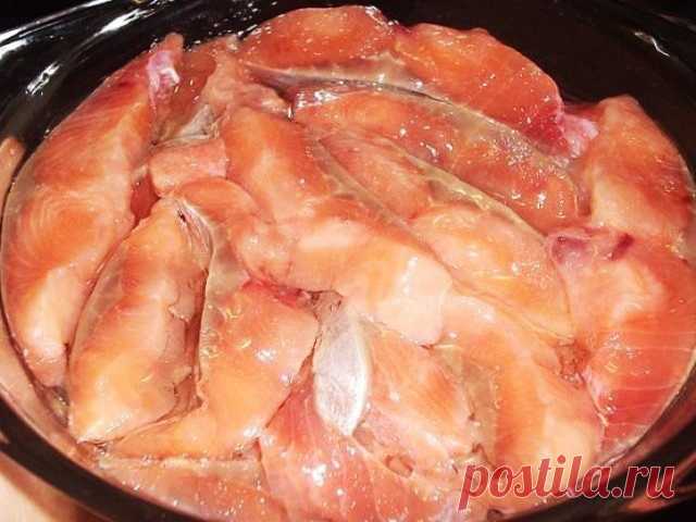 Помидоры в собственном соку: Нежная малосоленая горбуша