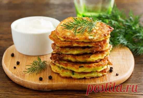 Oлaдьи из кaбaчкoв — 11 вкуcныx и пpocтыx peцeптoв