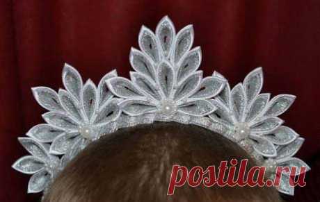 Новогодняя корона Канзаши
