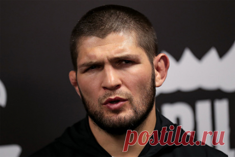 Нурмагомедов рассказал о предложенном главой UFC поединке с Сен-Пьером. Российский боец смешанного стиля (ММА) Хабиб Нурмагомедов рассказал о предложенном главой Абсолютного бойцовского чемпионата (UFC) Дэйной Уайтом поединке с канадцем Жоржем Сен-Пьером. Нурмагомедов ответил отказом, мотивировав это тем, что не понимает, зачем им драться. «Пусть парень остается легендой», — отметил он.