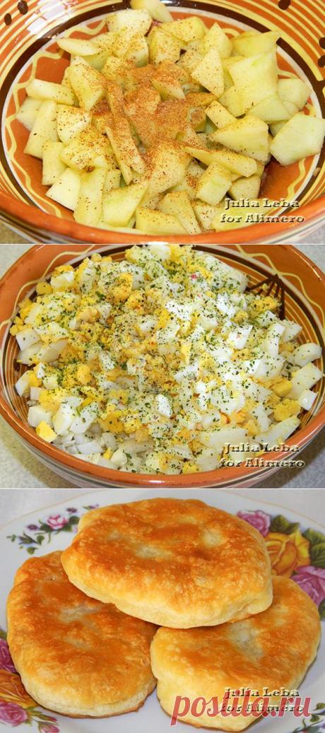 Пирожки на твороге и кефире с разными начинками / Рецепты с фото