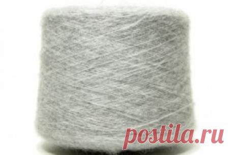 ASTRO 50  Вы можете купить итальянскую пряжу ASTRO 50 IGEA светло-серый меланж 50% суперкидмохер 50% полиамидная фибра по цене 4 руб. за 100 г. в нашем интернет магазине Iriname в Санкт-Петербурге по тел. +7