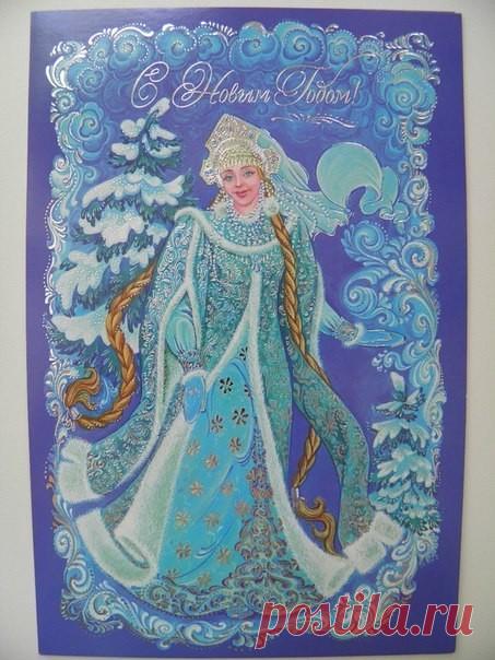 Снегурочка . 35 фото
Снегурочка —  новогодний персонаж. Она – уникальный атрибут 
образа Деда Мороза. Ни один его из младших или зарубежных собратьев не имеет такого милого сопровождения.