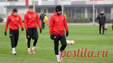 Джикия — об отсутствии игрового времени и Абаскале: возможно, что-то личное есть. Защитник московского «Спартака» Георгий Джикия выразил надежду, что вернётся в стартовый состав после возобновления чемпионата России по футболу. Читать далее