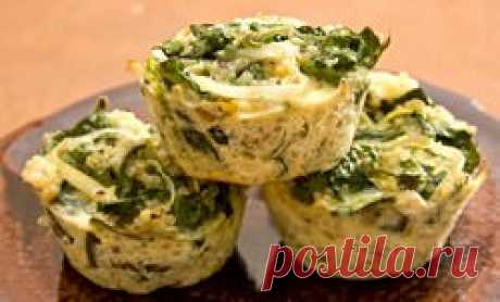 Вкусные и полезные запеканки со шпинатом Готовить со шпинатом можно абсолютно любые блюда, в том числе и любимые многими хозяйками быстрые запеканки. Они получаются не только вкусными, но и полезными, поскольку листья шпината подвергаются минимальной тепловой обработке. Ниже вы найдете несколько наиболее вкусных и интересных рецептов запеканки.