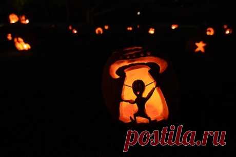 Создание в США межведомственной группы для анализа феномена НЛО объяснили. Версией о сбитом неопознанном летательном объекте (НЛО) американский президент Джо Байден отыгрывает свое замешательство в начале февраля, когда появившийся над США разведывательный аэростат Китая был сбит лишь спустя время, заявил доцент кафедры американских исследований СПБГУ Григорий Ярыгин.