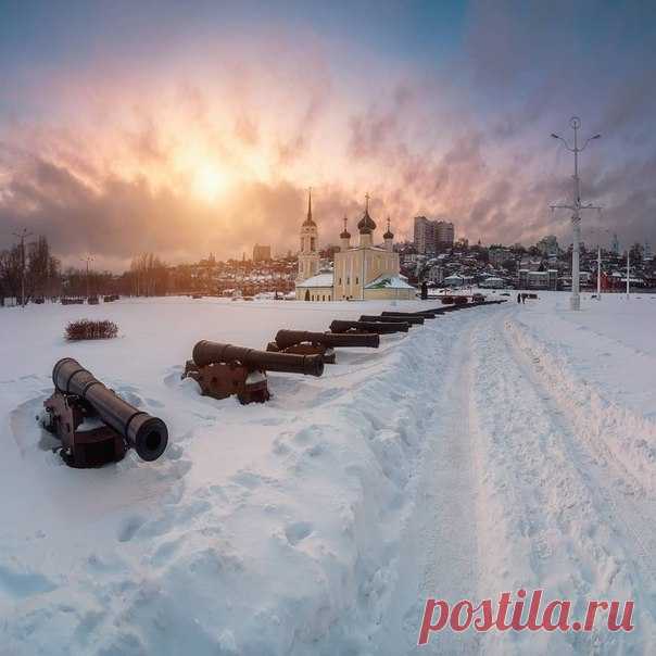 Волшебный закат на адмиралтейской площади

Фото: timur.podkolzin