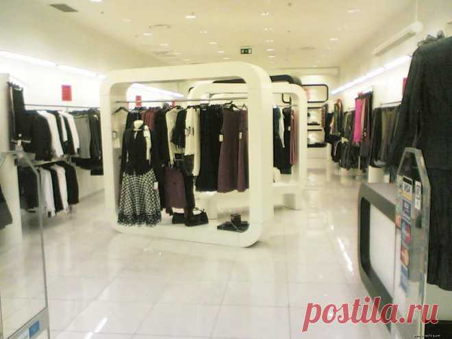 Брендовые предложения по продаже одежды и обуви.
Приветствую,всех. В торговом центре новые поступления и предложения. Добавлены брендовые новые магазины. Модная итальянская одежда, изысканное женское и мужское нижнее бельё, платья и т.д. Приходите, все товары ждут только Вас! Будем рады!