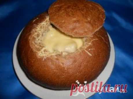 Мясо в хлебном горшочке С помощью этого оригинального сытного блюда порадуйте в праздник своих мужчин.