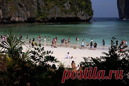 Мужчина избил пьяного туриста до потери сознания за приставания к жене на пляже