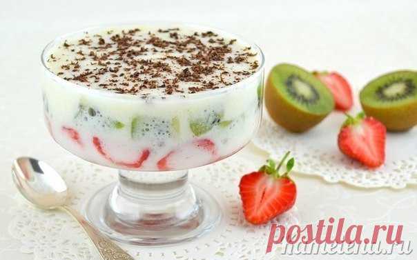 Фрукты в зефирном креме / Свежие рецепты