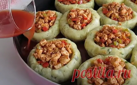 почти фаршированный перец, но только из картошки с начинкой из куриной грудки