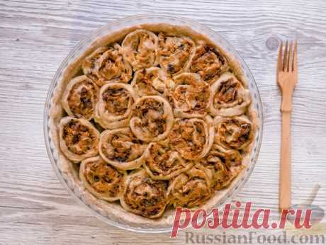 Рецепт: Штрули с курицей, морковью и луком, запечённые в духовке на RussianFood.com