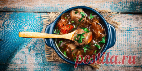 Как приготовить мясо в горшочках: правила, тонкости, рецепты - Будет вкусно - 2 мая - 43705752383 - Медиаплатформа МирТесен Мясо в горшочках — сытное и простое в приготовлении блюдо. МирТесен расскажет, как выбрать посуду и ингредиенты и что делать, чтобы было вкусно. Как выбрать горшочки для запекания Важное условие — размер горшочков. Оптимальный объём — 0,5 литра. Этого достаточно, чтобы наесться, но не переесть. - 2 мая - 43705752383 - Медиаплатформа МирТесен