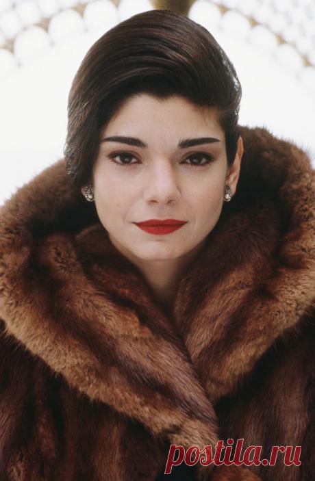 Лора Сан Джакомо, 14 ноября, 1962