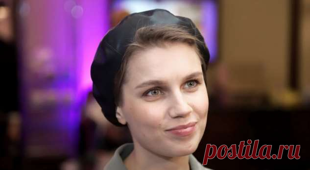 «Наконец-то с папой»: Дарья Мельникова выложила фото Артура Смольянинова с «летающим» ребенком . Милая Я