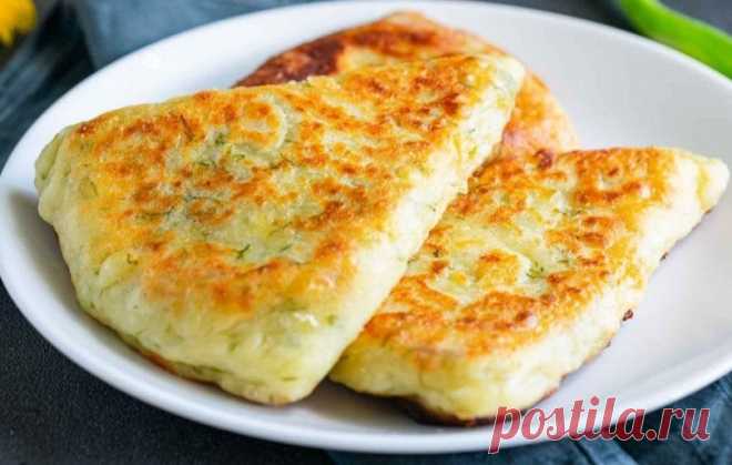 Картофельные треугольники с сыром на сковороде: разлетаются, как семечки Очень ароматное и сытное блюдо для всей семьи