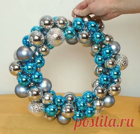 How to Make a Festive Christmas Wreath Out of an Old hanger and Cheap Ornaments - DIY & Crafts
