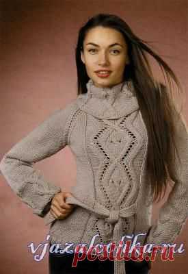 Теплый женский свитер спицами