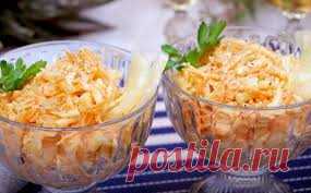 Простой морковно-сырный салат с чесноком и грецкими орехами