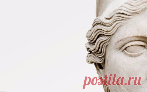 Бывают минуты, когда внезапная искренность равносильна непростительной потере контроля над собой.

Альбер Камю