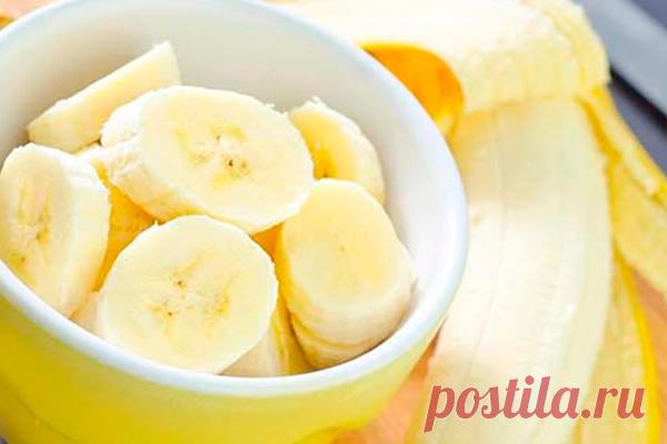 Убираем морщины вокруг глаз: банановая маска с маслом шиповника - Идеальная хозяйка