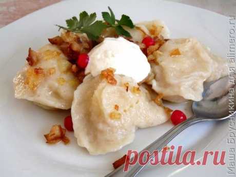 Вареники с картофелем и шкварками