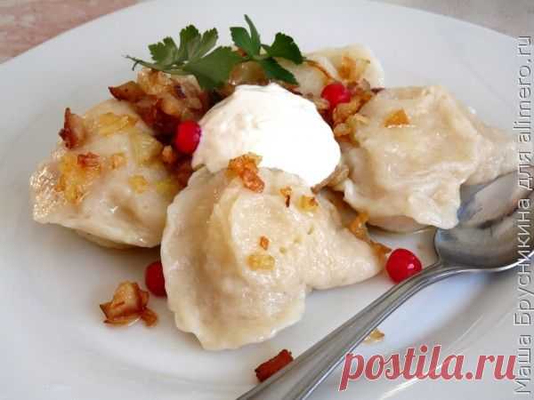 Вареники с картофелем и шкварками