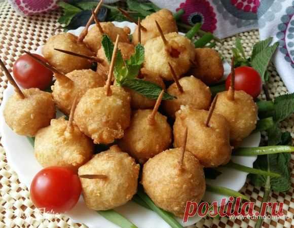 Закусочные помидорки в кляре. Ингредиенты: помидоры черри, растительное масло для жарки, яйца куриные | Официальный сайт кулинарных рецептов Юлии Высоцкой