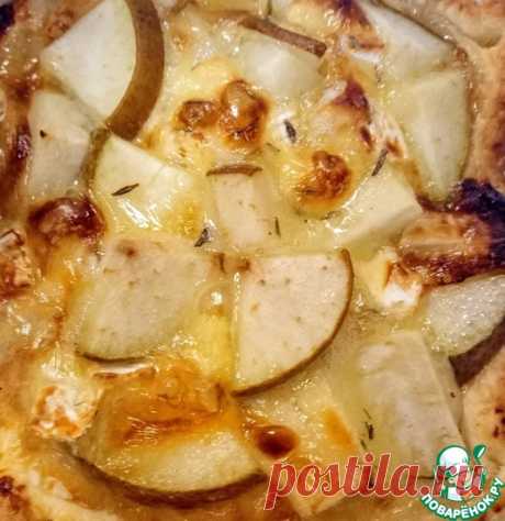 Слойки из груши с сыром бри Кулинарный рецепт