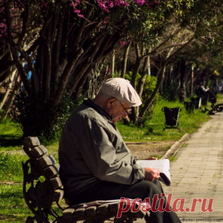 Отец не платил алименты сыну, но спустя много лет сам их с него взыскал | Lawyer-Help