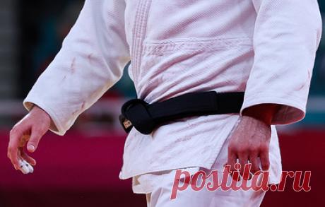 Тасуев мечтает выиграть золото международного турнира под флагом РФ. На турнире Большого шлема по дзюдо россиянин завоевал серебряную награду