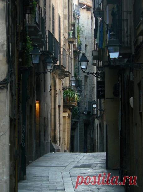 Найдено на сайте cafeapostrophe.tumblr.com.