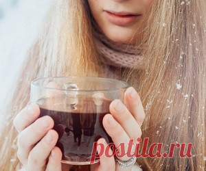 Врачи объяснили, как пить кофе для защиты от рака Кофе окончательно закрепил за собой репутацию напитка, который прекрасно вписывается в здоровый рацион питания.
