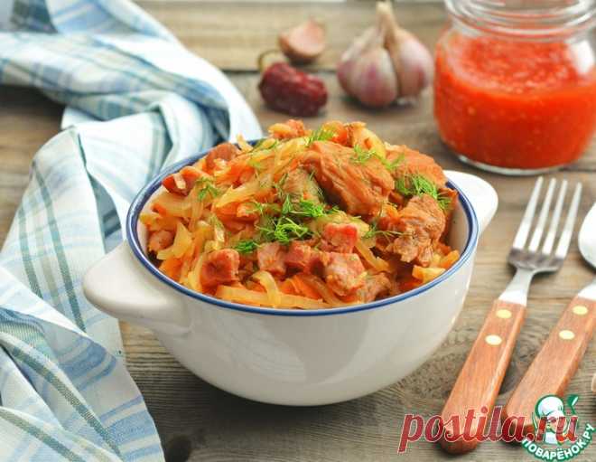Тушеная капуста со свининой и ветчиной – кулинарный рецепт