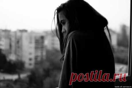 Красивая, но одинокая - Красивая, умная, но одинокая — под это определение сегодня, если верить статистике, попадают примерно 45% женщин нашей страны. Почему? Что мешает нам построить семью или стабильные отношения? Главные причины женского одиночества автор «Леди Mail.Ru» обсудила с психологами.