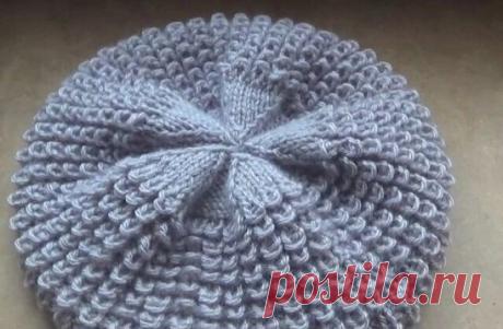 Узор "Кукурузка" спицами
Описание\\
Чтобы связать узор спицами, наберите нечетное количество петель.
Вязать:
1-й ряд (изн. сторона): кром. петля, *1 лиц., 1 изн., повторять от *, закончить 1 лиц., кром. петля.
2-й ряд (лиц. сторона): кром. петля, *снять петлю с накидом, 1 лиц., повторять от *, закончить снять петлю с накидом, кром. петля.
3-й ряд (изн. сторона): кром. петля, *снять петлю и ее накид, сделав еще один накид, 1 лиц., повторять от *, закончить снять петлю и ее ...