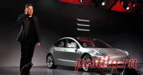 Элон Маск показал готовый к серийному производству прототип Tesla Model 3 и назвал сроки старта продаж